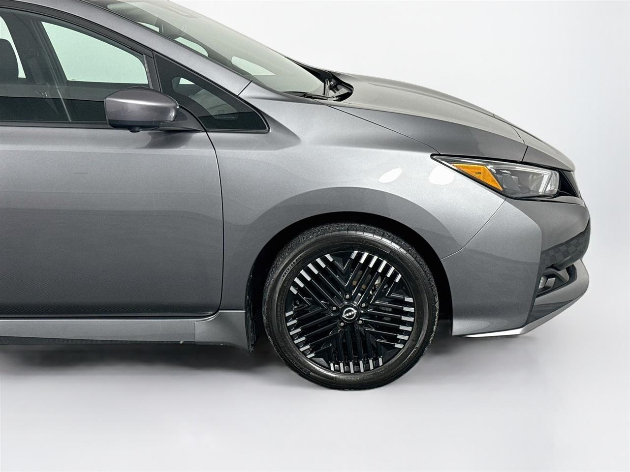 Nissan Leaf SV PLUS Hatchback 2024