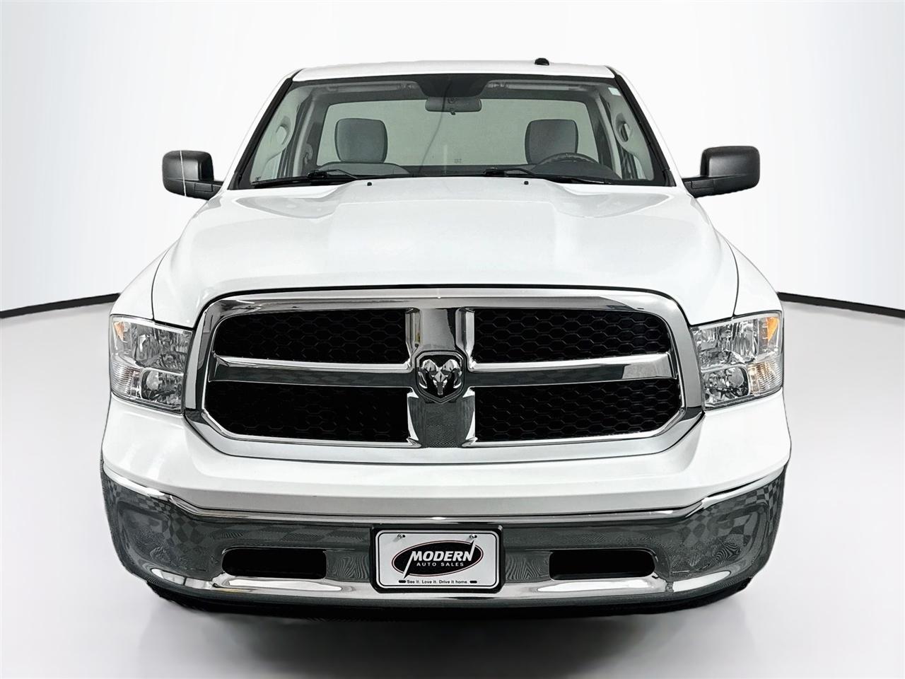 RAM 1500 Classic SLT 4x4 Reg Cab 8' Box 2022