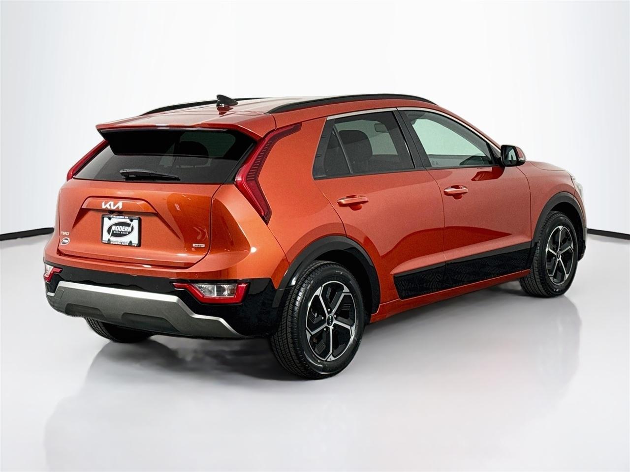 Kia Niro SX FWD 2023