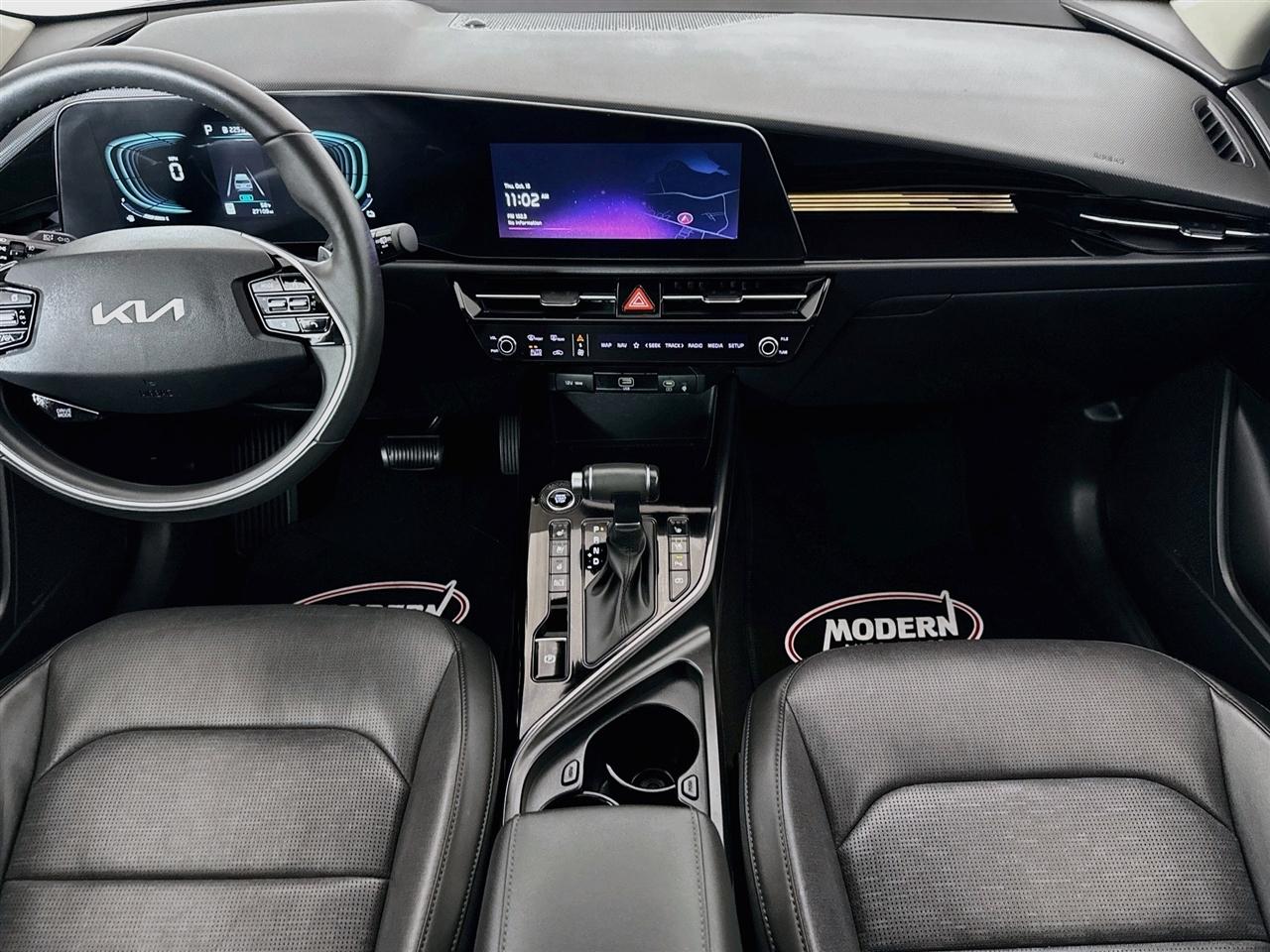 Kia Niro SX FWD 2023