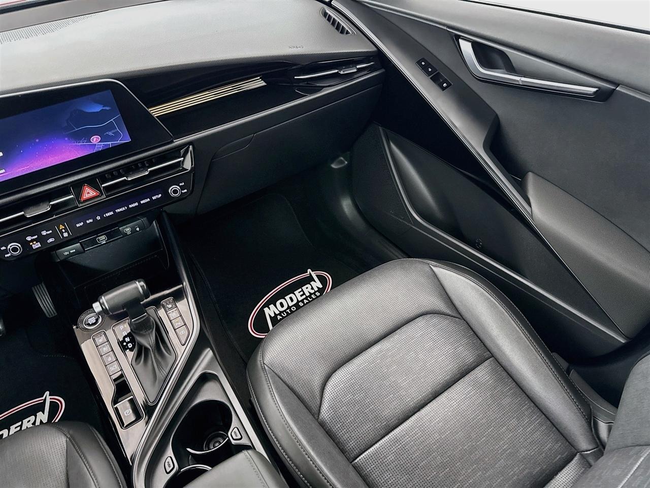 Kia Niro SX FWD 2023
