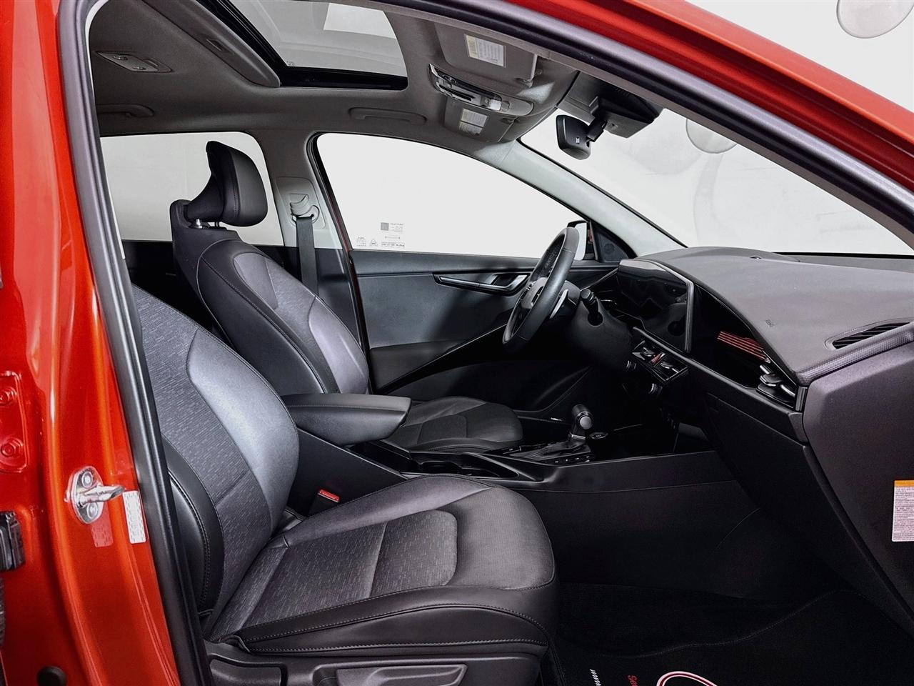 Kia Niro SX FWD 2023