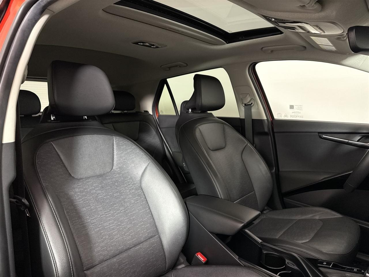 Kia Niro SX FWD 2023