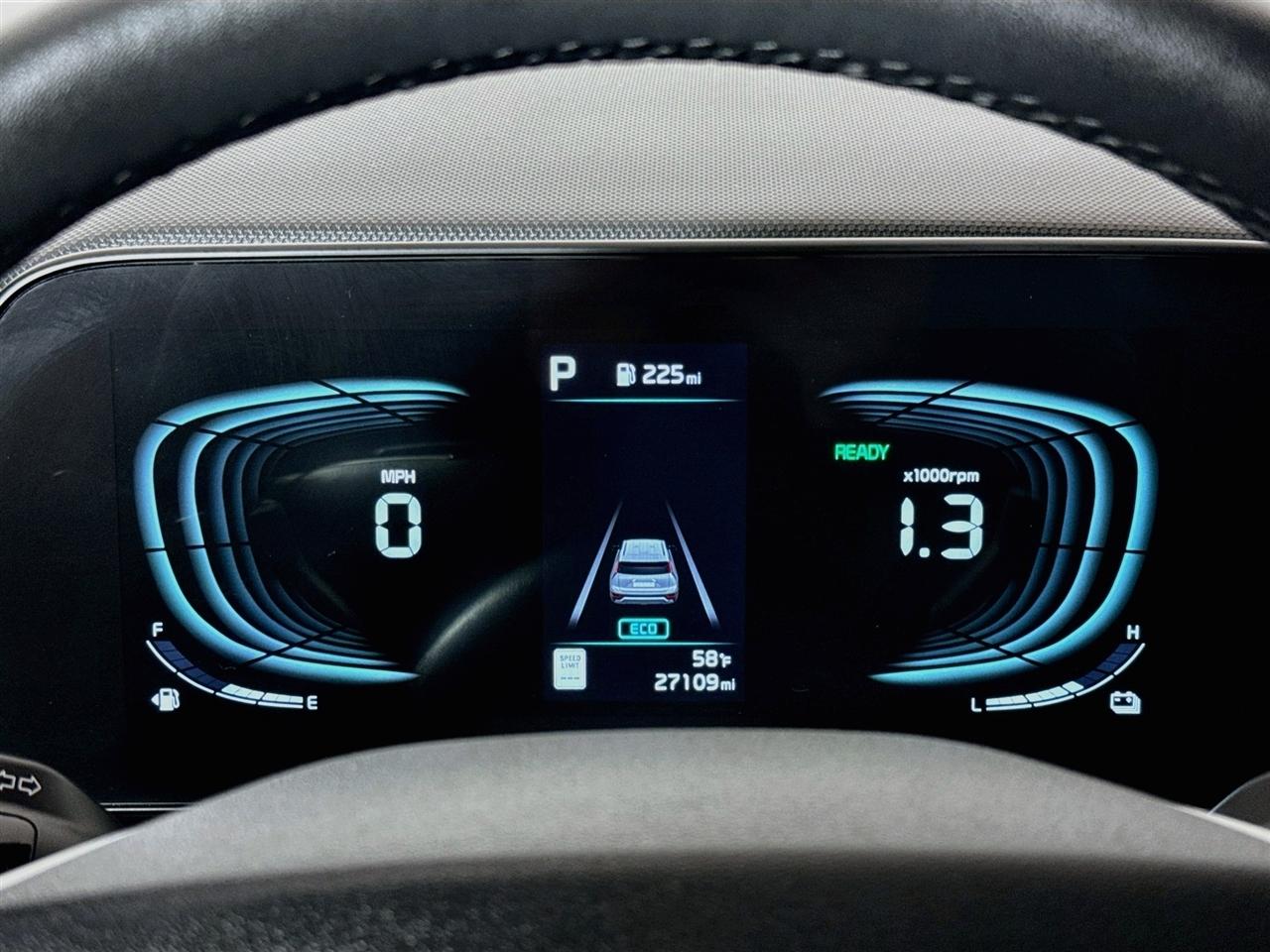 Kia Niro SX FWD 2023