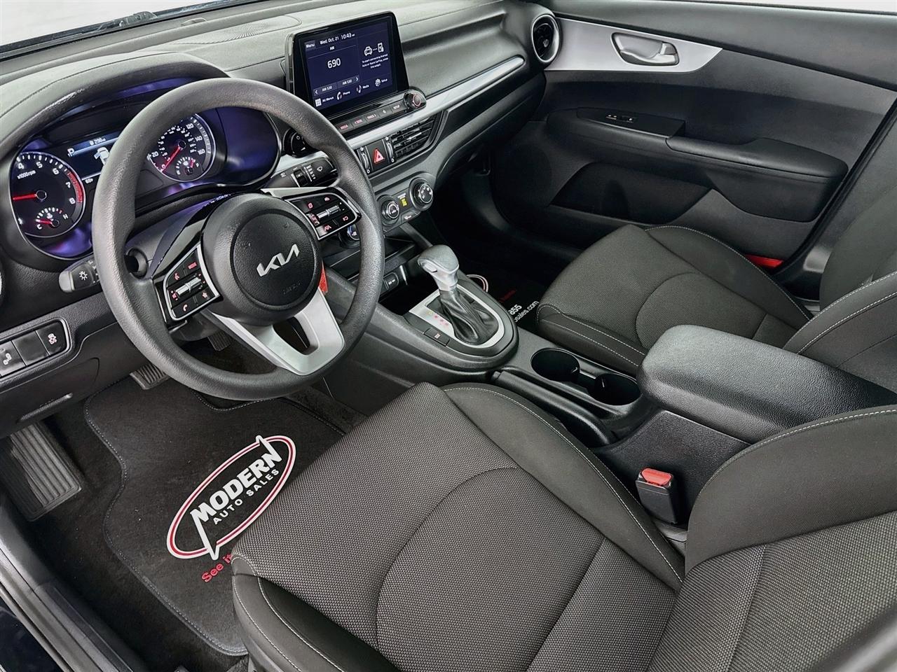 Kia Forte LXS IVT 2023