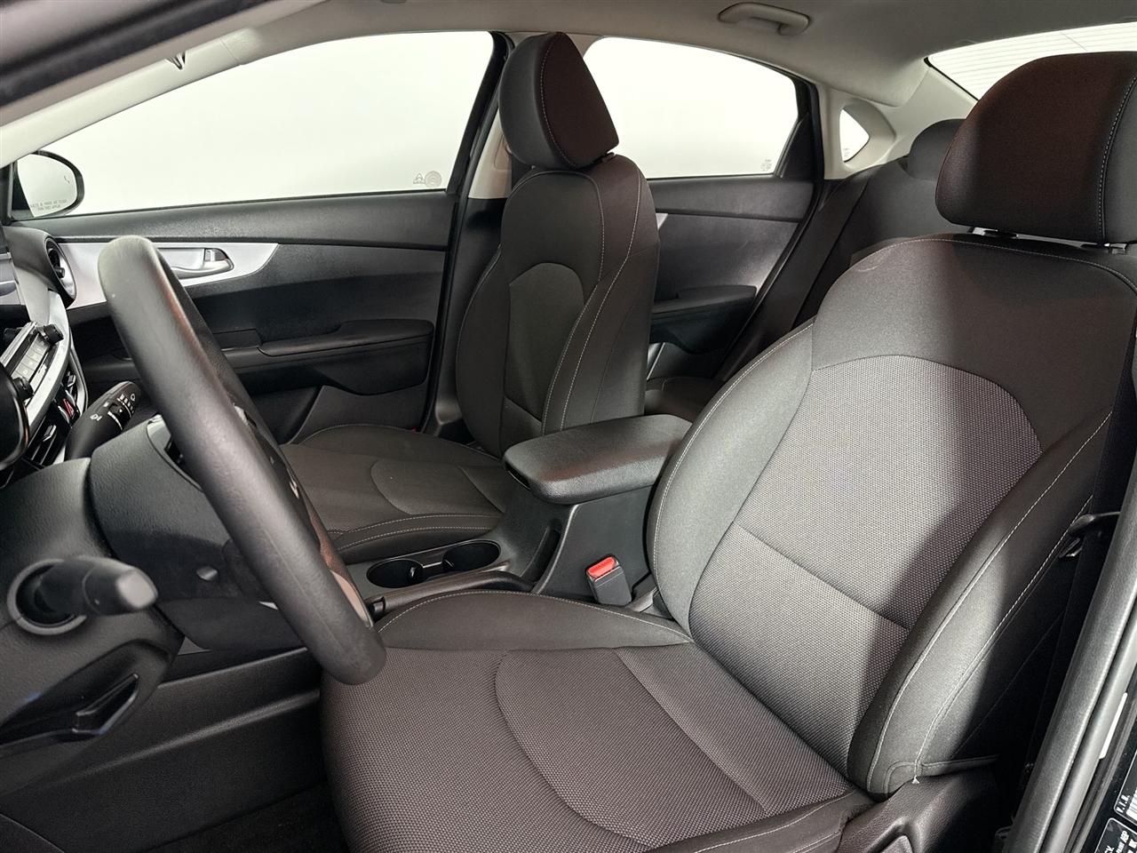 Kia Forte LXS IVT 2023