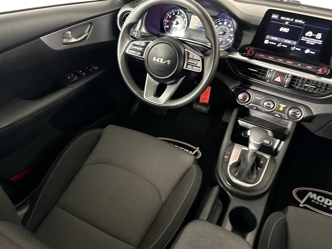 Kia Forte LXS IVT 2023