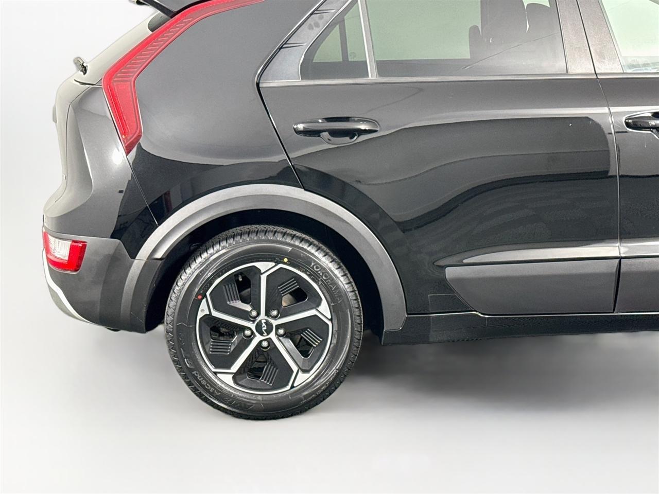 Kia Niro EX FWD 2023
