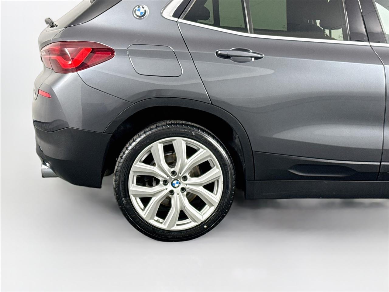 BMW X2 xDrive28i Sports Activity Coupe 2021