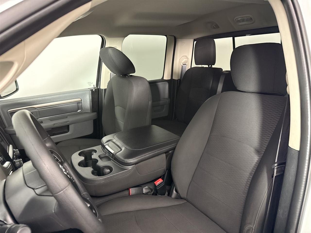 RAM 1500 Classic Warlock 4x4 Quad Cab 6'4" Box 2020