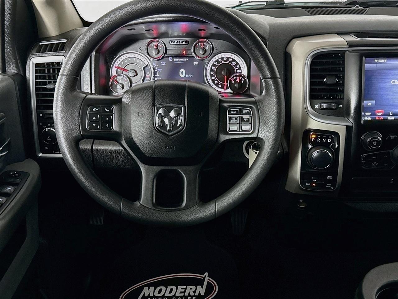 RAM 1500 Classic Warlock 4x4 Quad Cab 6'4" Box 2020