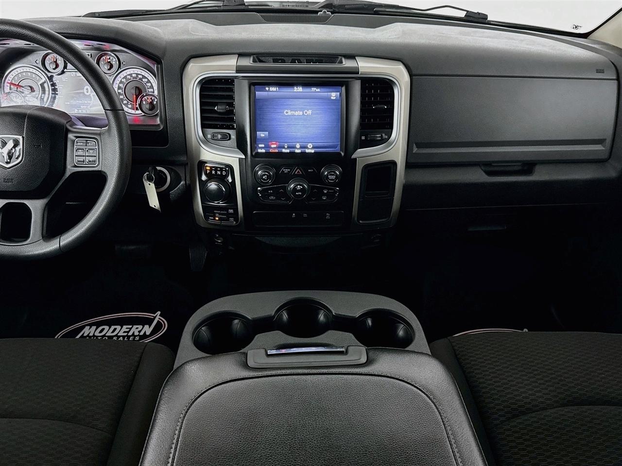 RAM 1500 Classic Warlock 4x4 Quad Cab 6'4" Box 2020
