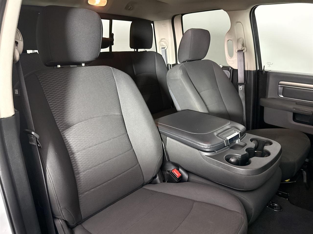 RAM 1500 Classic Warlock 4x4 Quad Cab 6'4" Box 2020