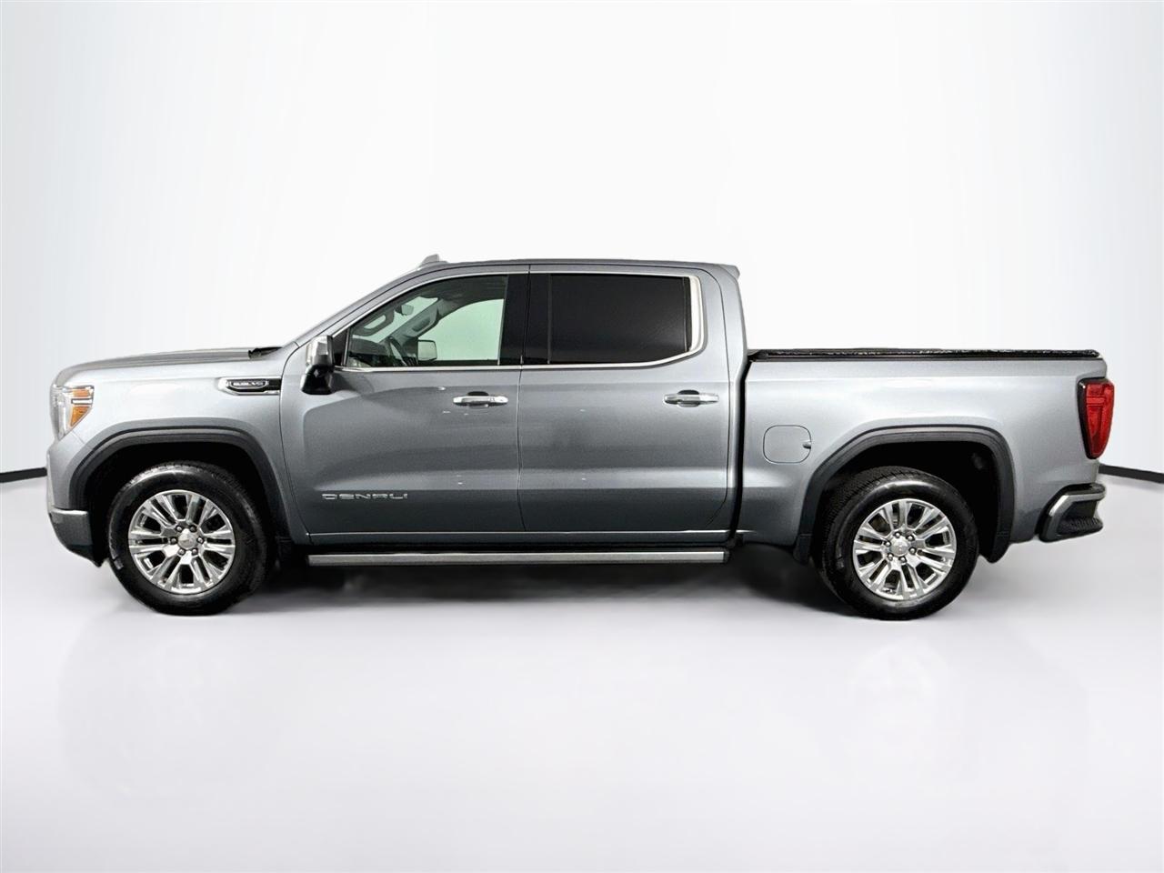 GMC Sierra 1500 4WD Crew Cab 147" Denali 2019