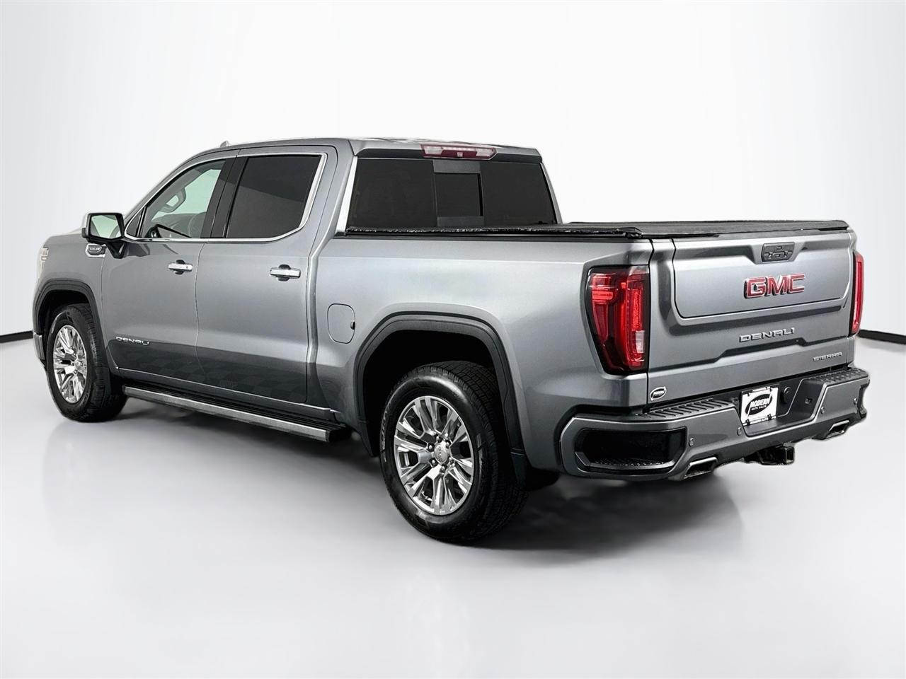GMC Sierra 1500 4WD Crew Cab 147" Denali 2019