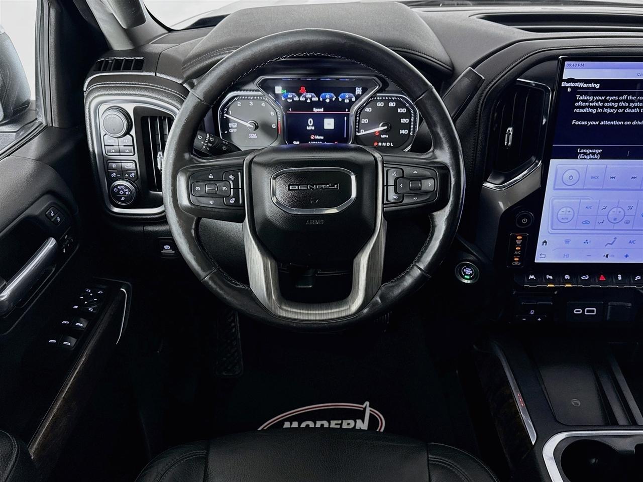 GMC Sierra 1500 4WD Crew Cab 147" Denali 2019
