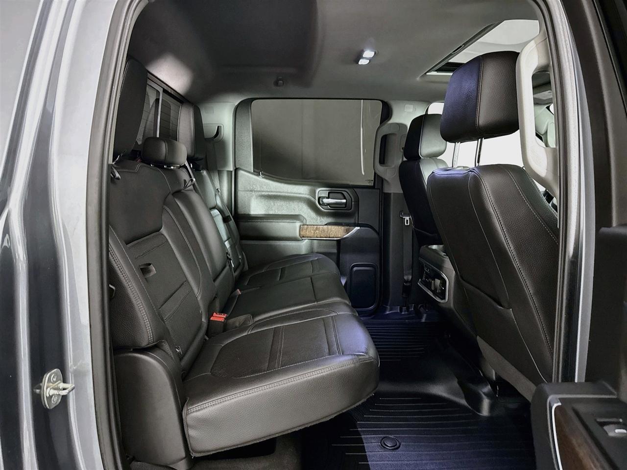 GMC Sierra 1500 4WD Crew Cab 147" Denali 2019