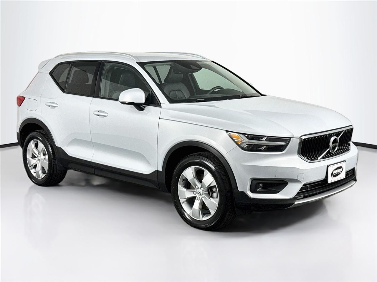 Volvo XC40 T5 AWD Momentum 2022