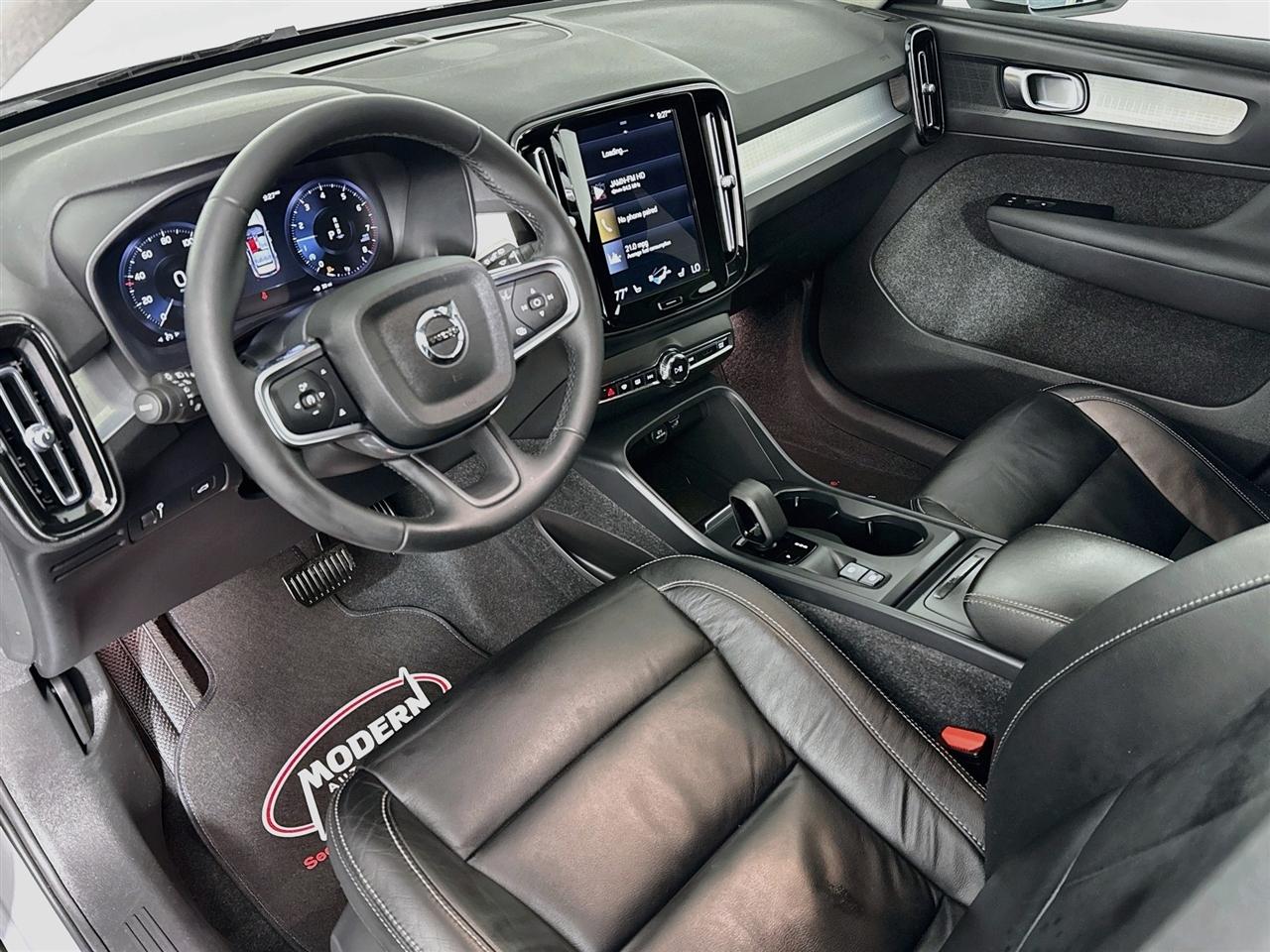 Volvo XC40 T5 AWD Momentum 2022