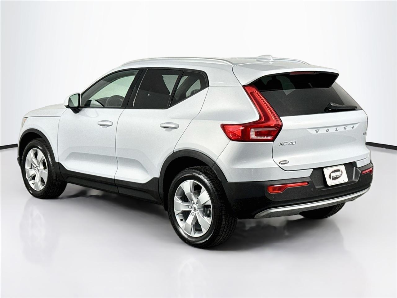 Volvo XC40 T5 AWD Momentum 2022