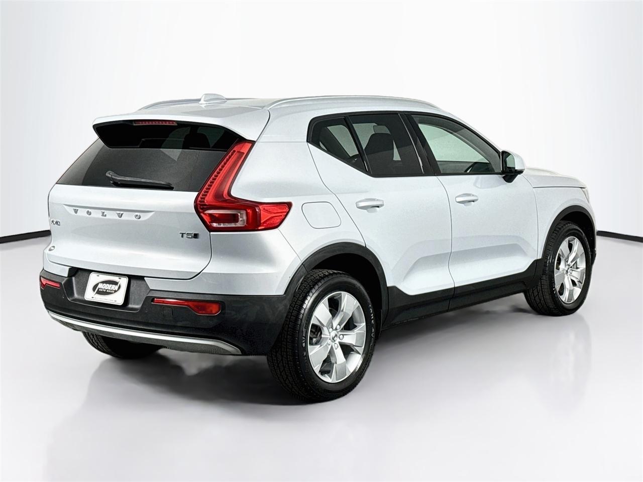 Volvo XC40 T5 AWD Momentum 2022