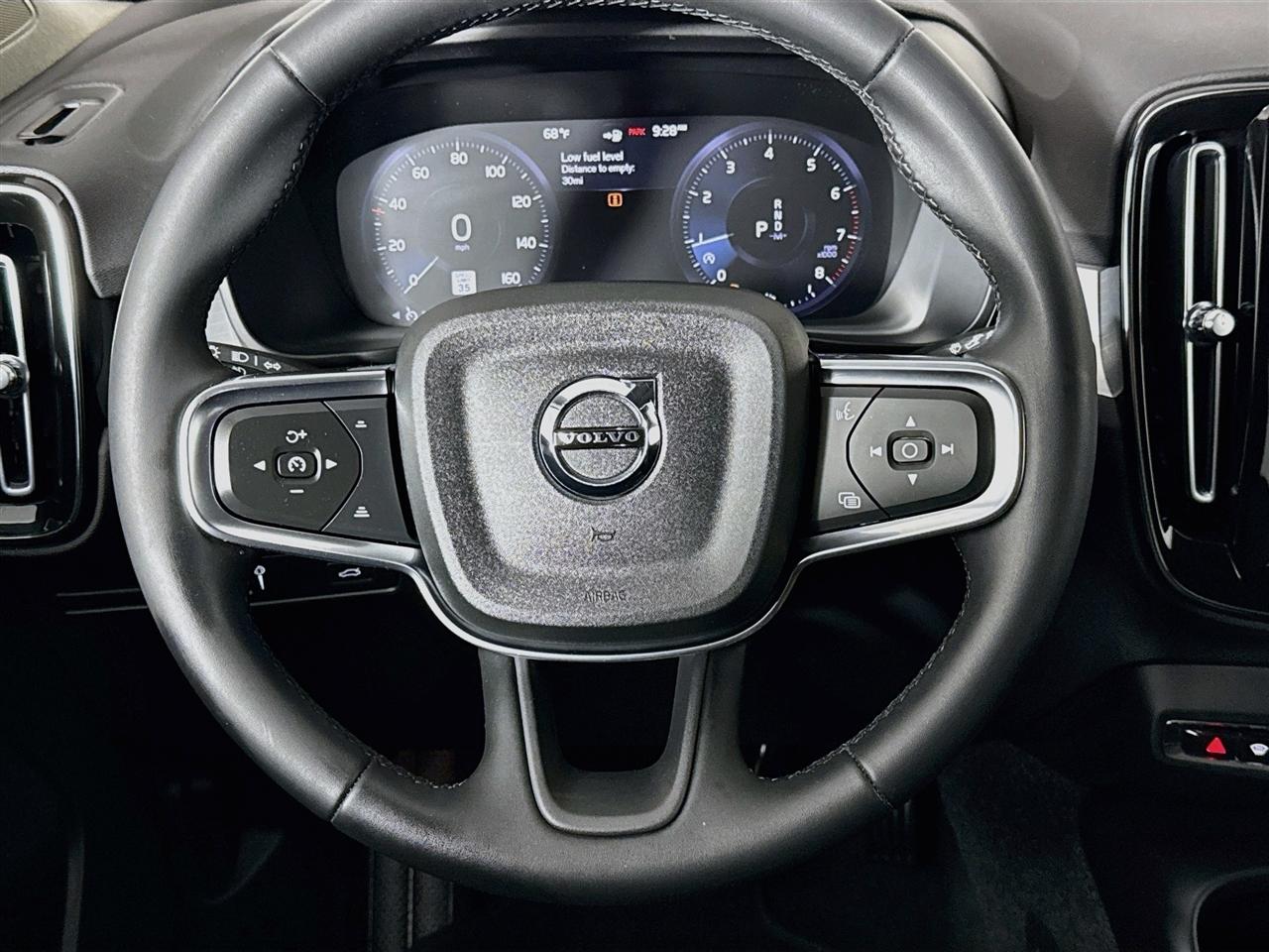 Volvo XC40 T5 AWD Momentum 2022