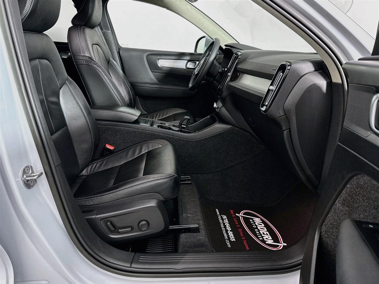Volvo XC40 T5 AWD Momentum 2022