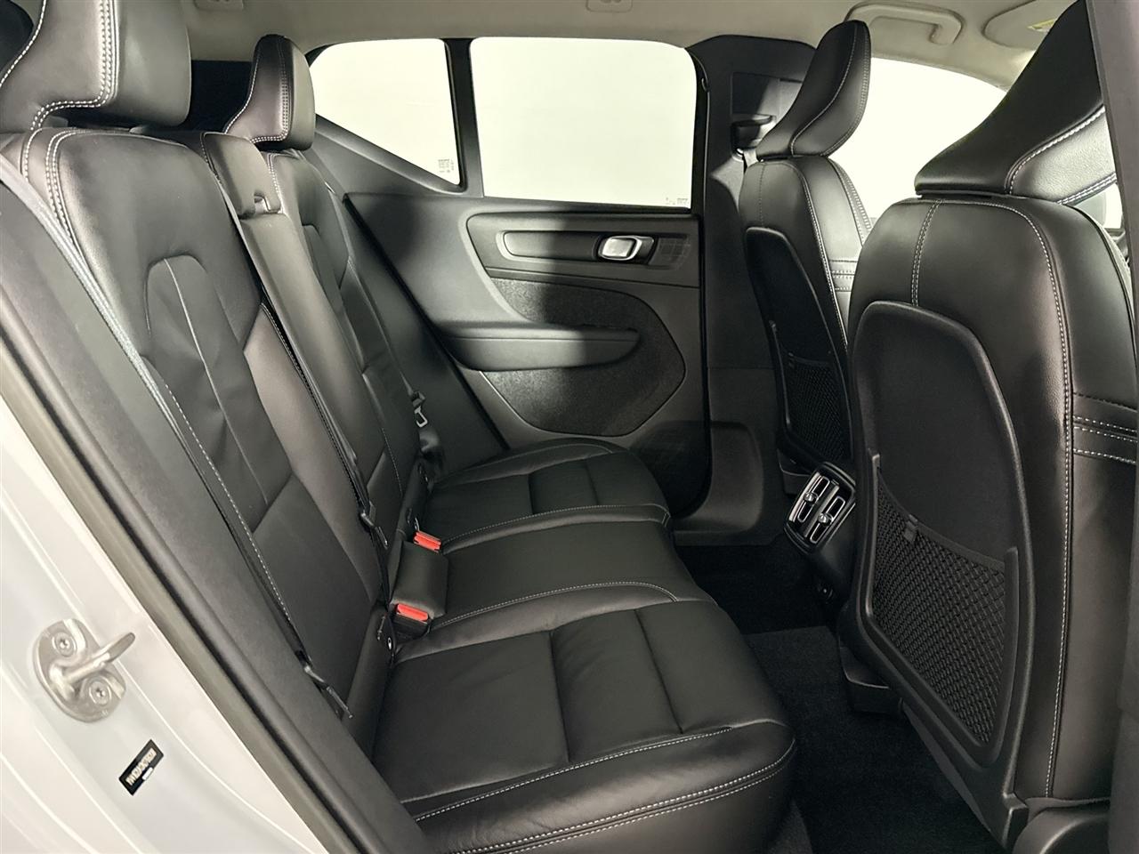 Volvo XC40 T5 AWD Momentum 2022