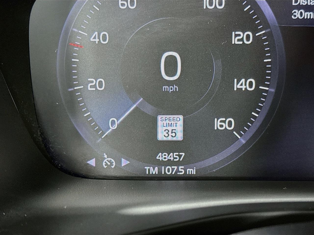Volvo XC40 T5 AWD Momentum 2022