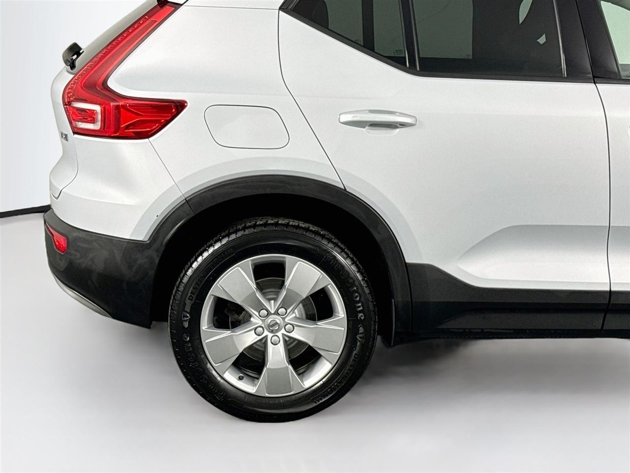 Volvo XC40 T5 AWD Momentum 2022