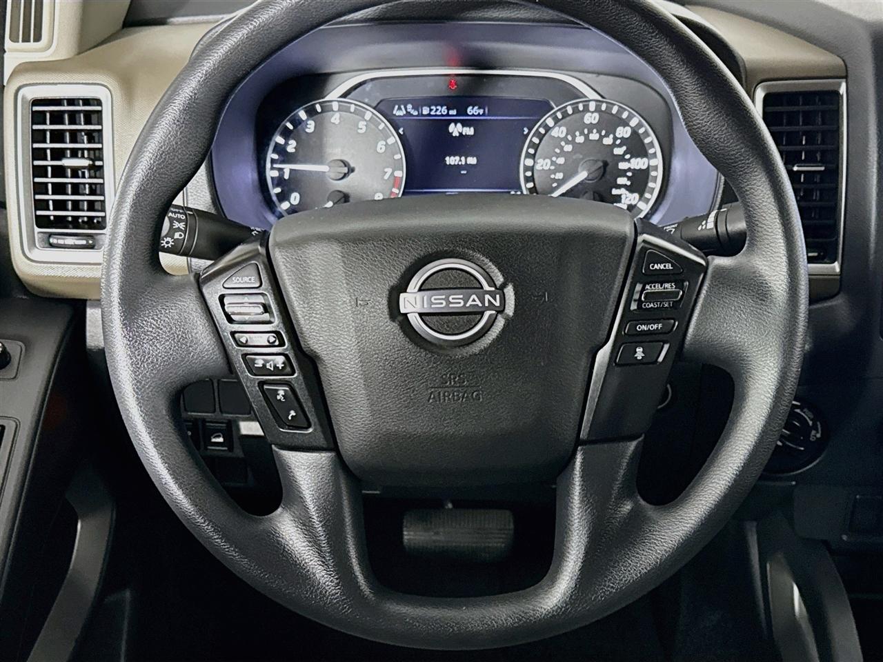 Nissan Frontier Crew Cab 4x4 SV Auto 2022