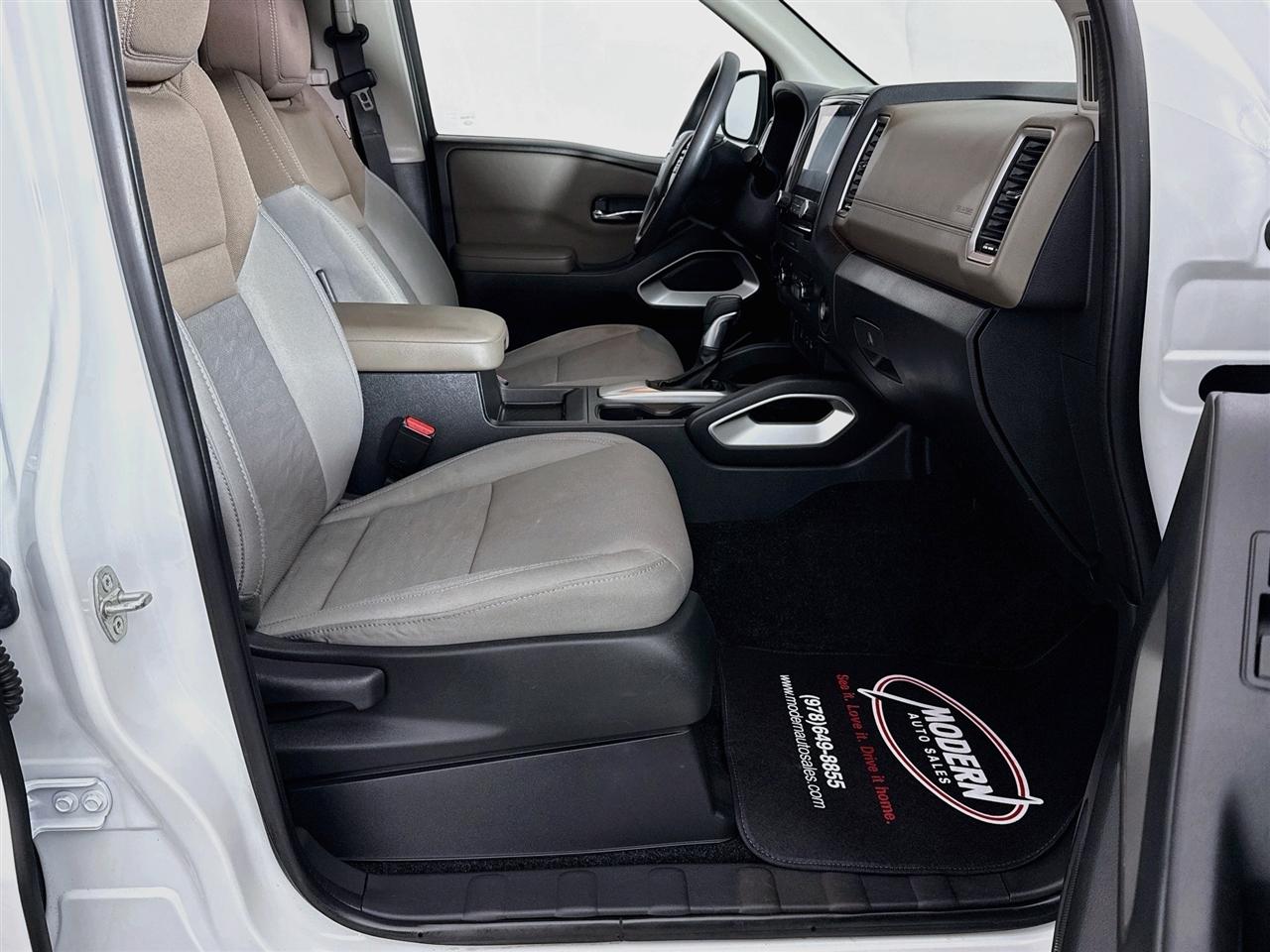 Nissan Frontier Crew Cab 4x4 SV Auto 2022