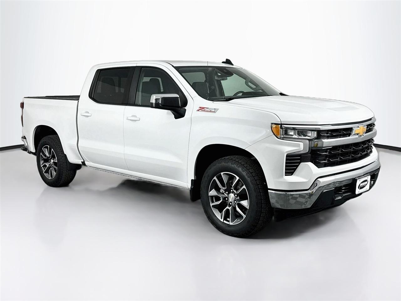 Chevrolet Silverado 1500 4WD Crew Cab 147" LT w/1LT 2023