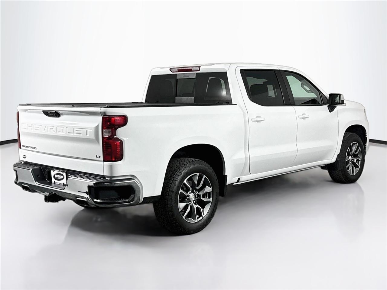 Chevrolet Silverado 1500 4WD Crew Cab 147" LT w/1LT 2023