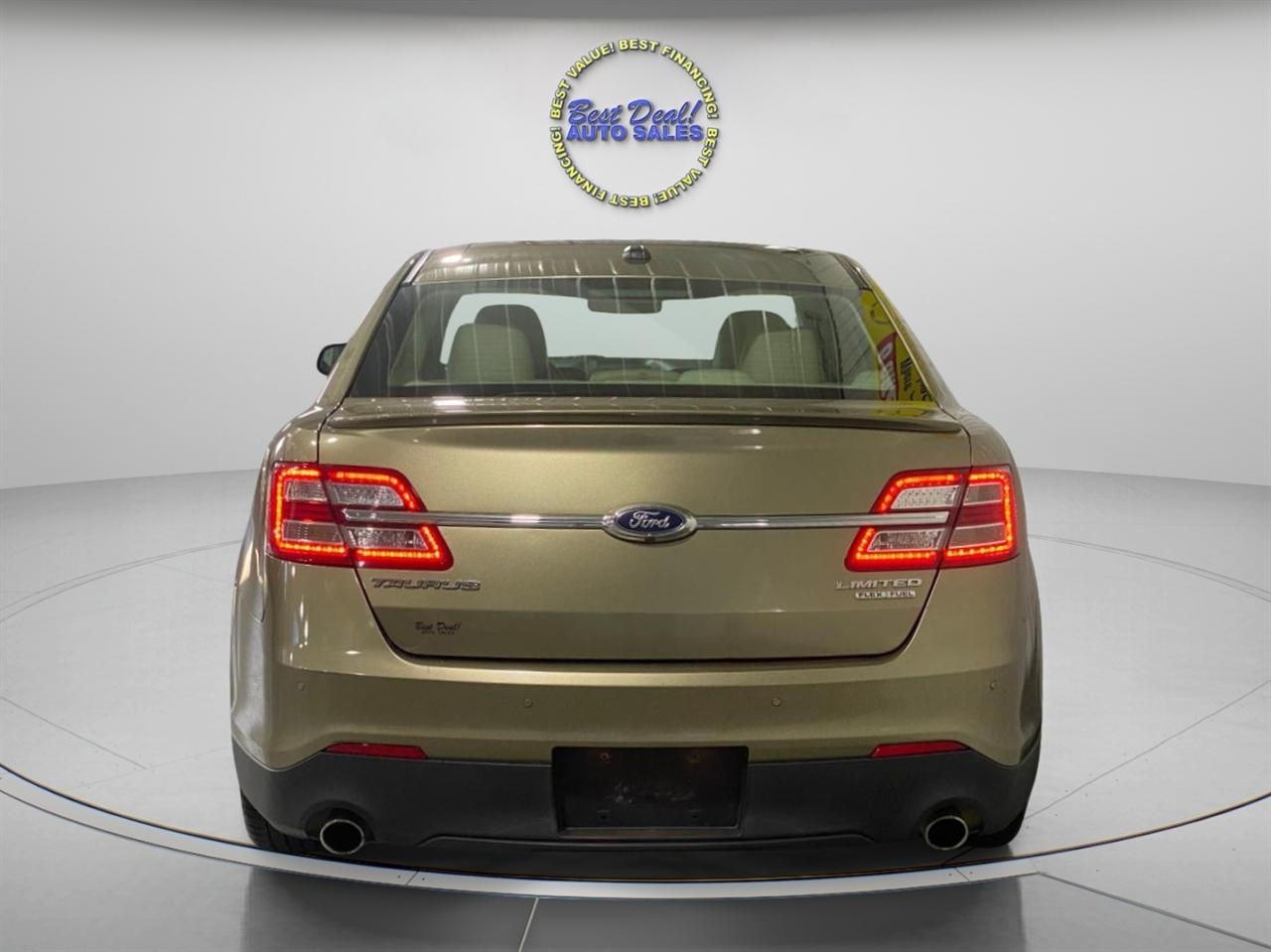 Ford Taurus 4dr Sdn Limited FWD 2013