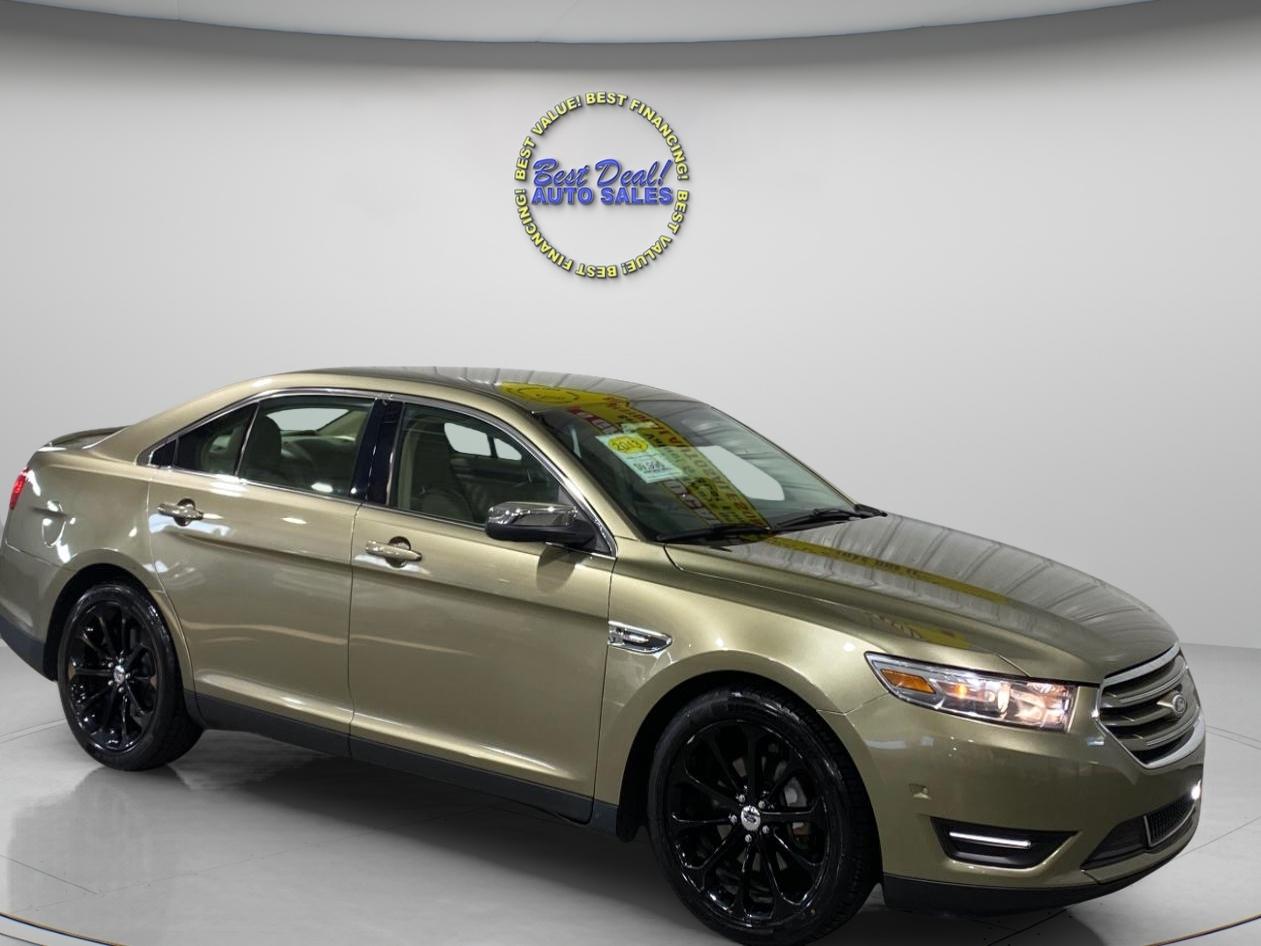 Ford Taurus 4dr Sdn Limited FWD 2013