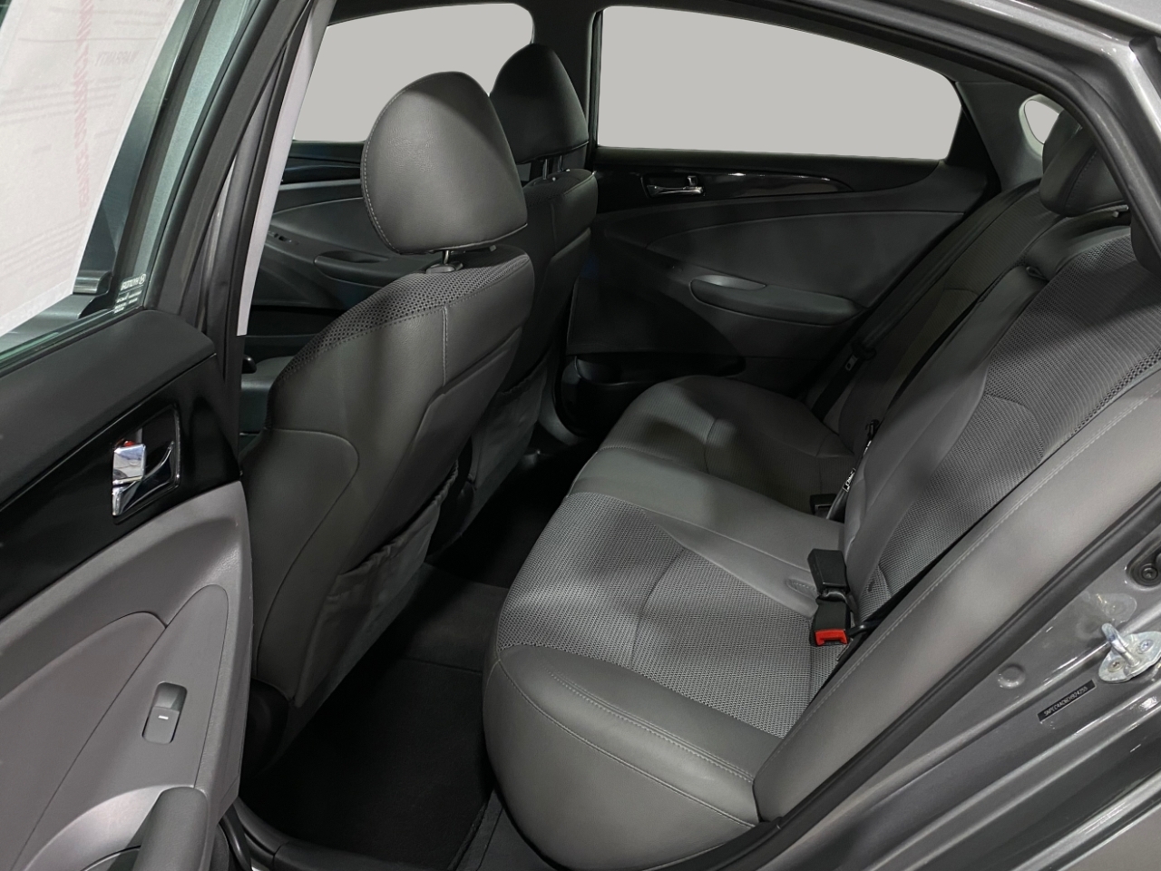 Hyundai Sonata SE 4D Sedan 2.4 2014