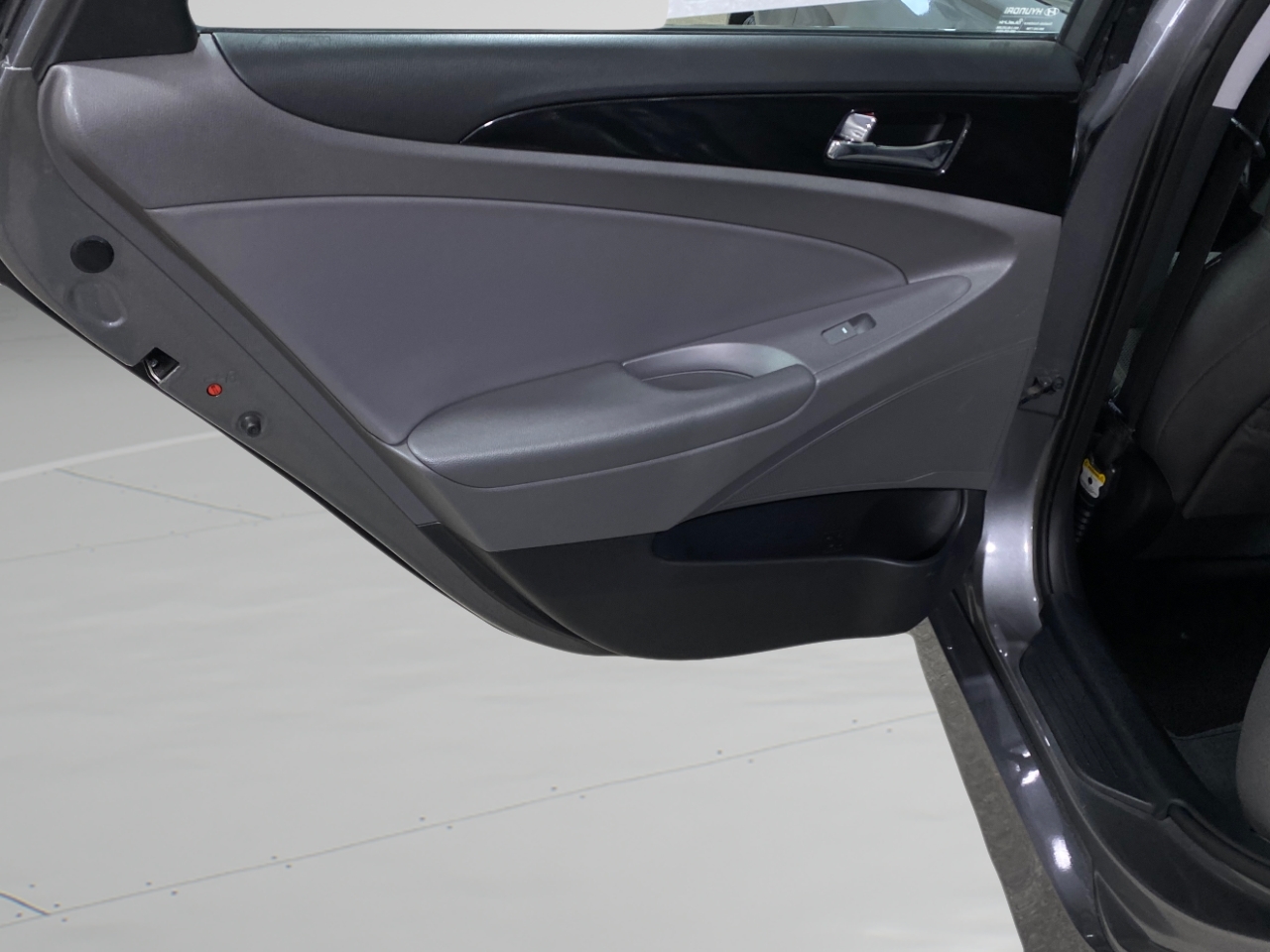 Hyundai Sonata SE 4D Sedan 2.4 2014