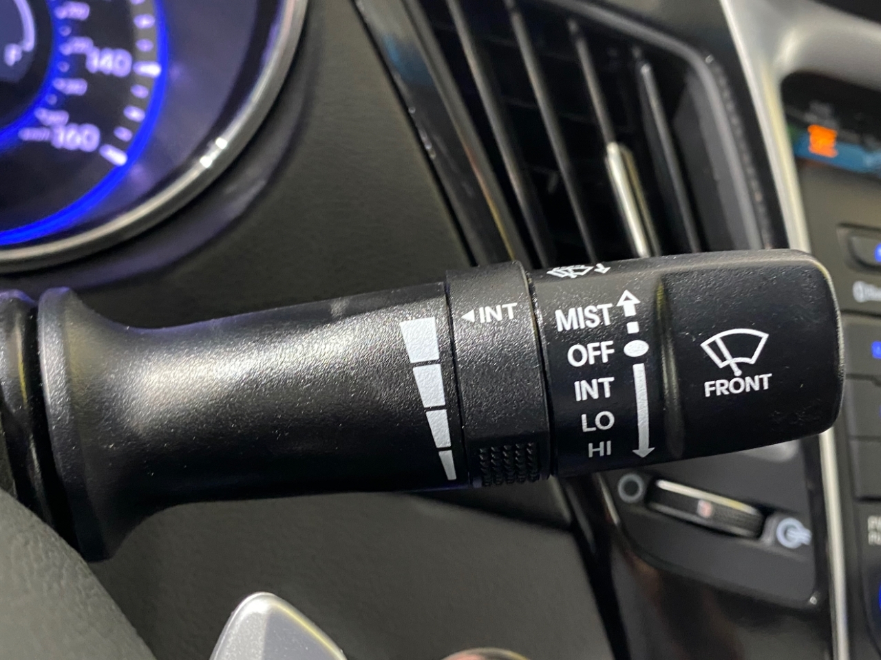 Hyundai Sonata SE 4D Sedan 2.4 2014