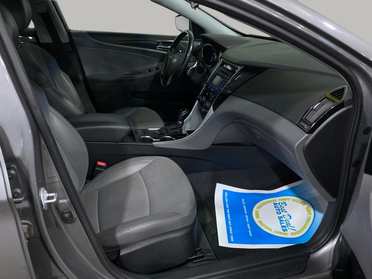 Hyundai Sonata SE 4D Sedan 2.4 2014