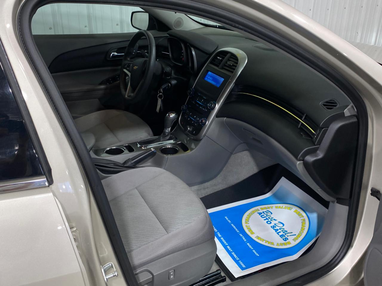 Chevrolet Malibu LS 2014