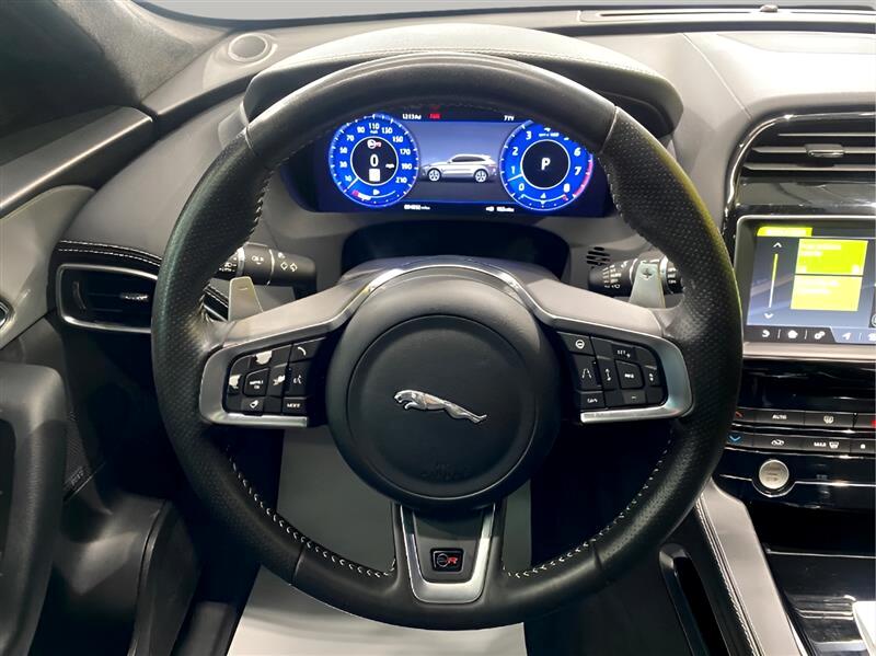2020 Jaguar F-PACE SVR photo 12