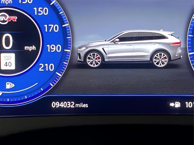 2020 Jaguar F-PACE SVR photo 14