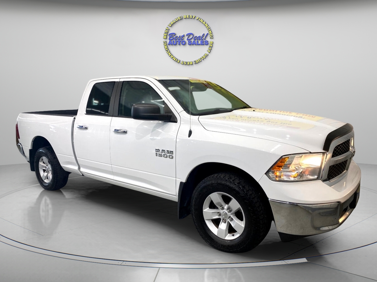 2016 Ram 1500 SLT photo 8