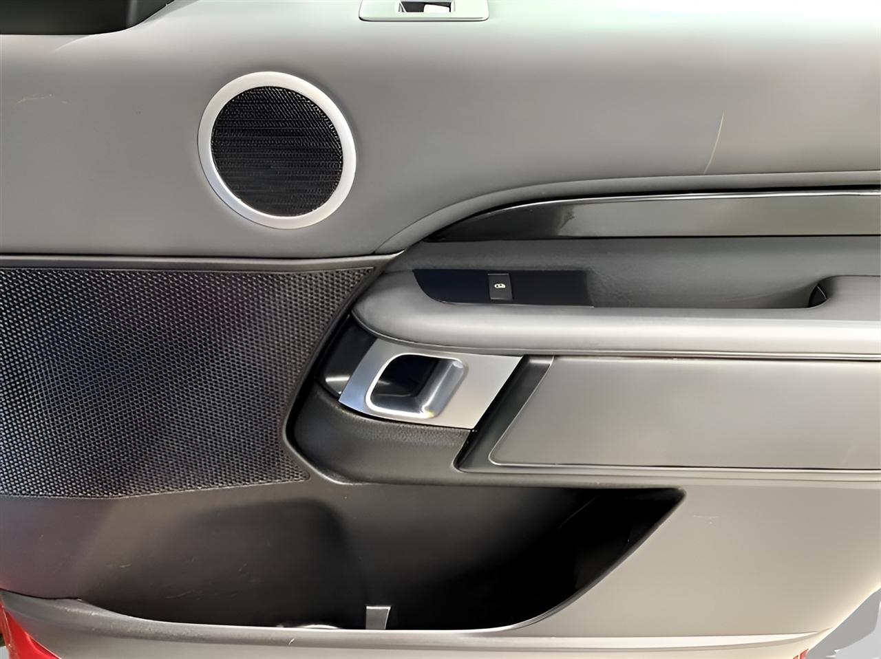 Land Rover Discovery SE 2017