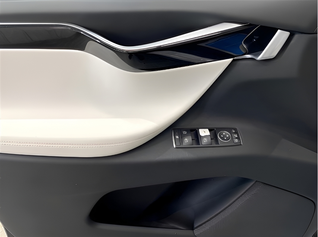 Tesla Model X 90D 2016