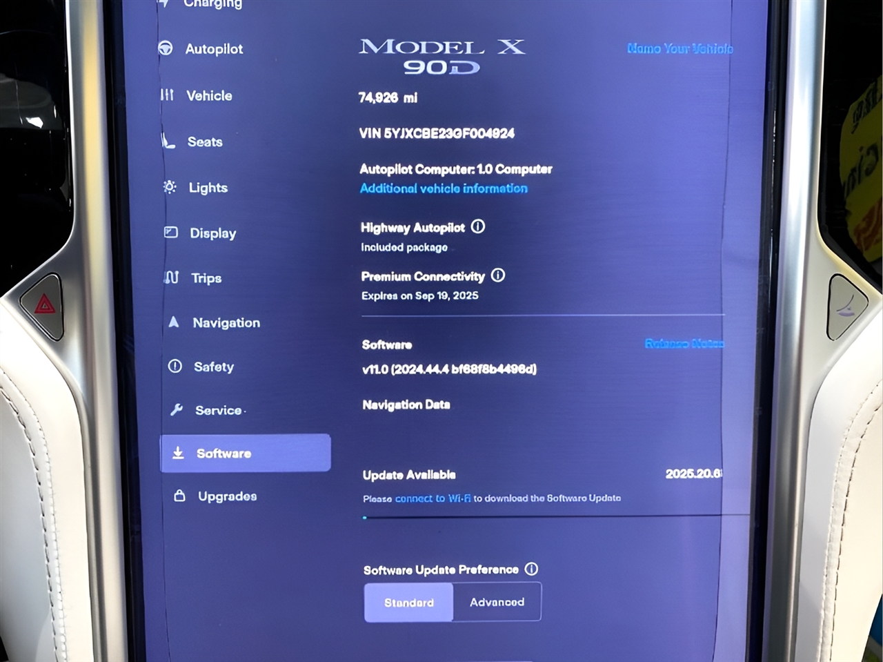 Tesla Model X 90D 2016