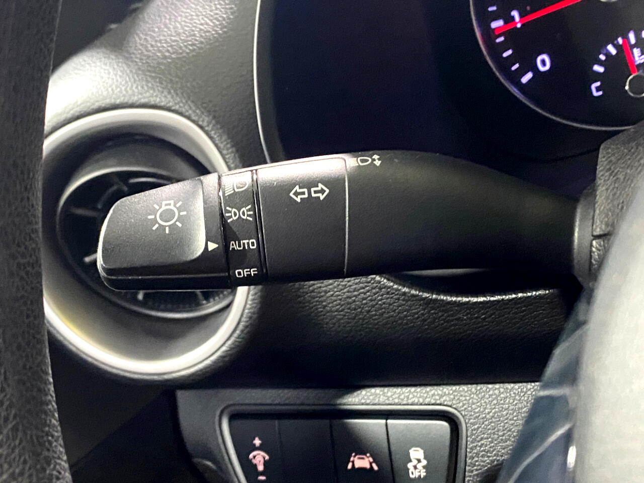 2019 Kia Forte FE photo 17