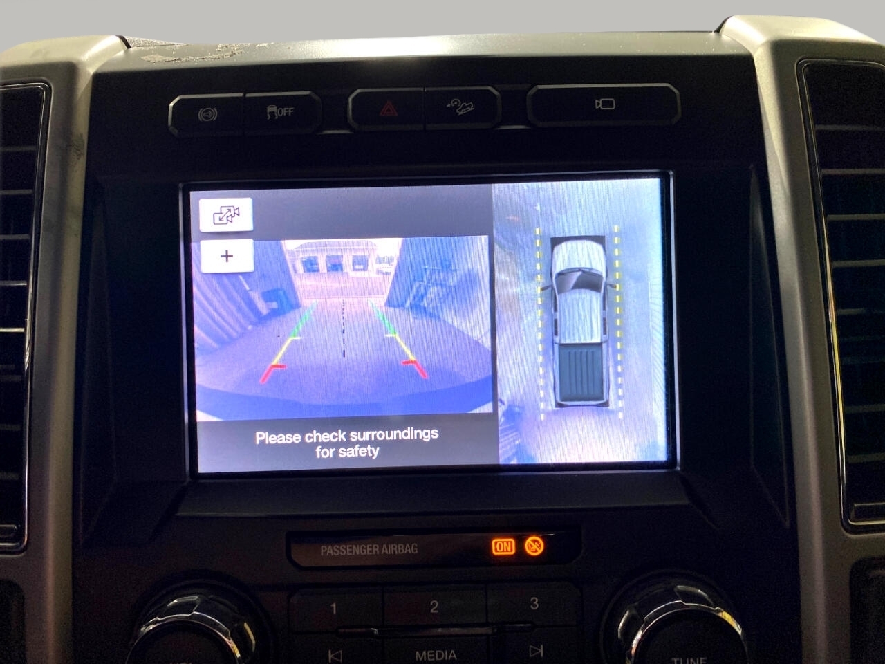 Ford F-250 SD Lariat Crew Cab 4WD 2019