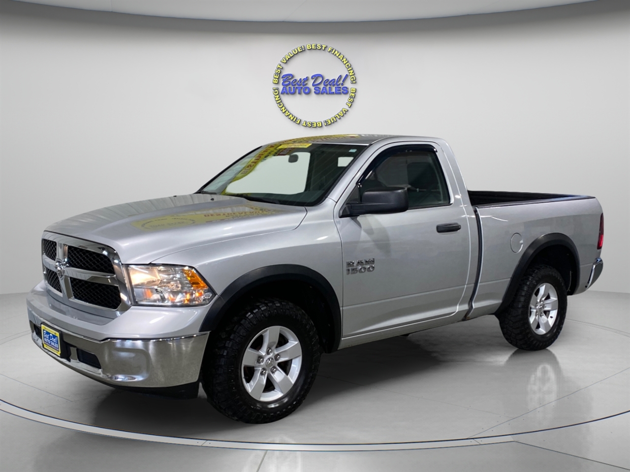 2015 Ram 1500 Tradesman photo 2